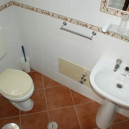Vila Emilia بيت ضيافة